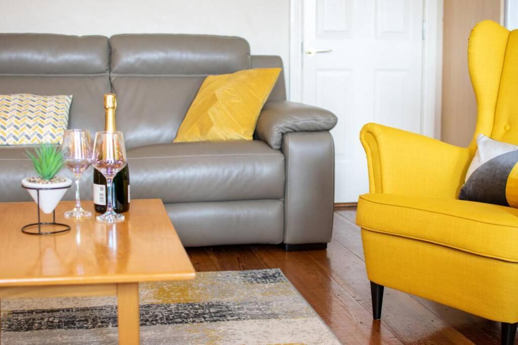 310 - The Carrowbeg At The Harbour Mills By Shortstays Westport Exterior photo