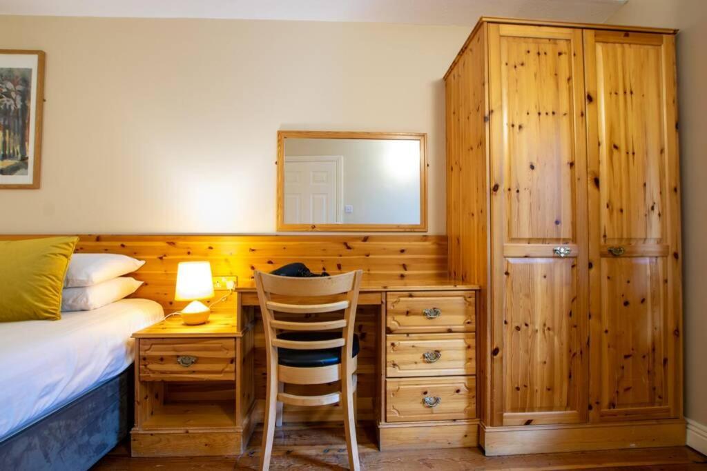 310 - The Carrowbeg At The Harbour Mills By Shortstays Westport Exterior photo